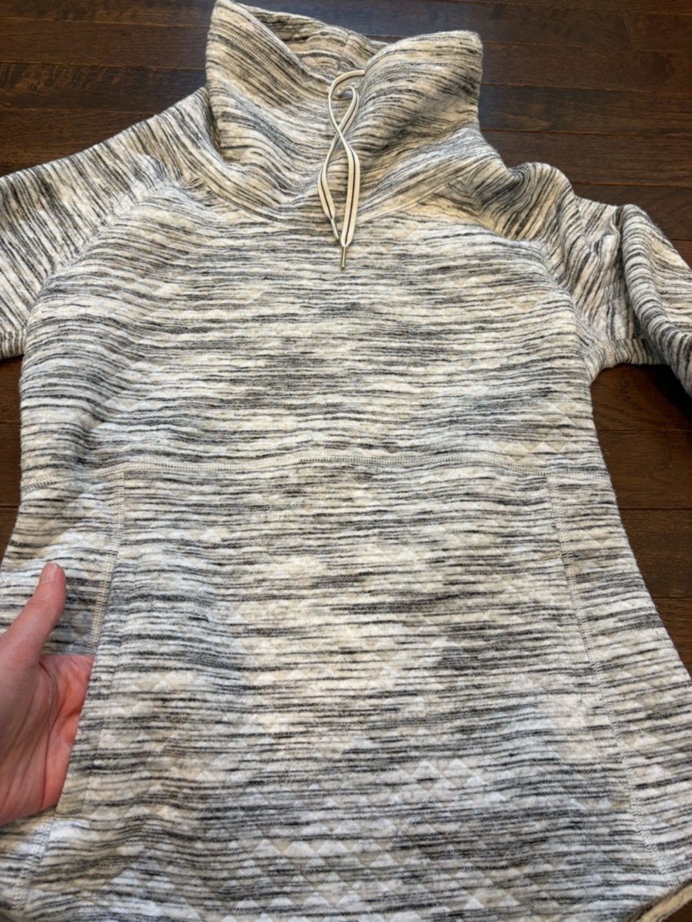 Marmot Pullover Sweatshirt Women’s XS Gray Space Dye Funnel Neck Thumbholes - Picture 5 of 14